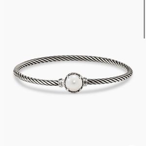 David Yurman Petite Chatelaine® Bracelet
Sterling Silver with Pearl, 3mm